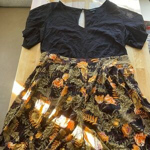 Torrid Romper Floral and Black Size 1 Pockets